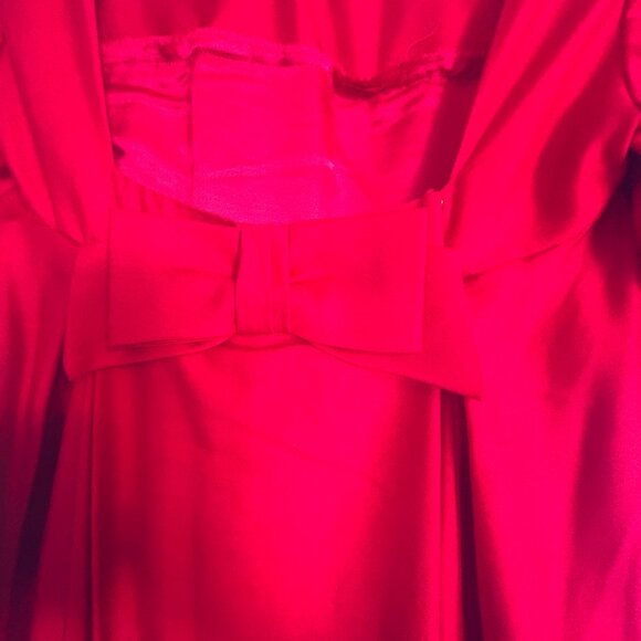 Beautiful Vintage Fuschia Gown - size 6/8 - Picture 4 of 10